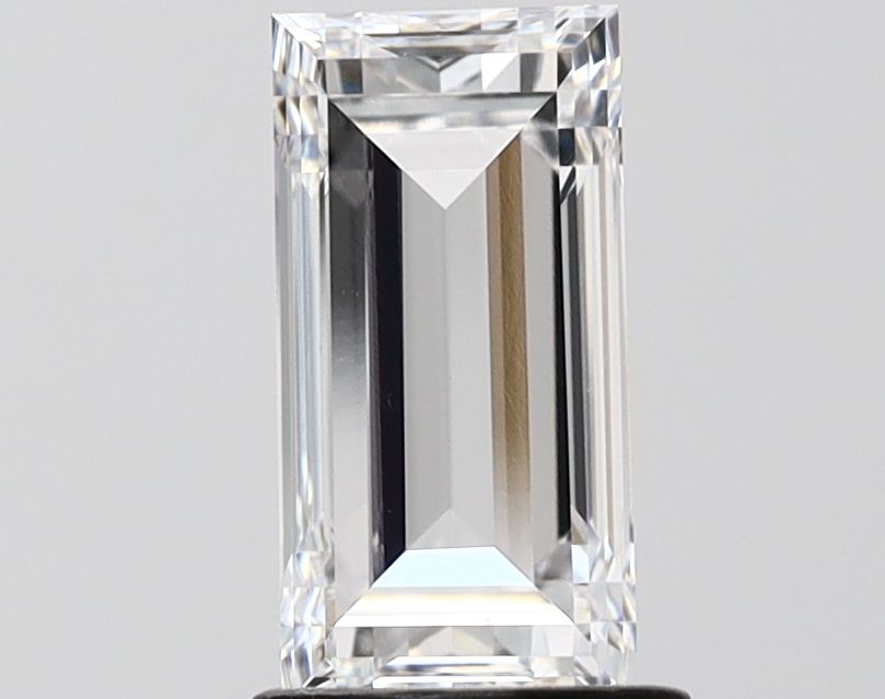 1.5 ct lab-grown Baguette Diamond