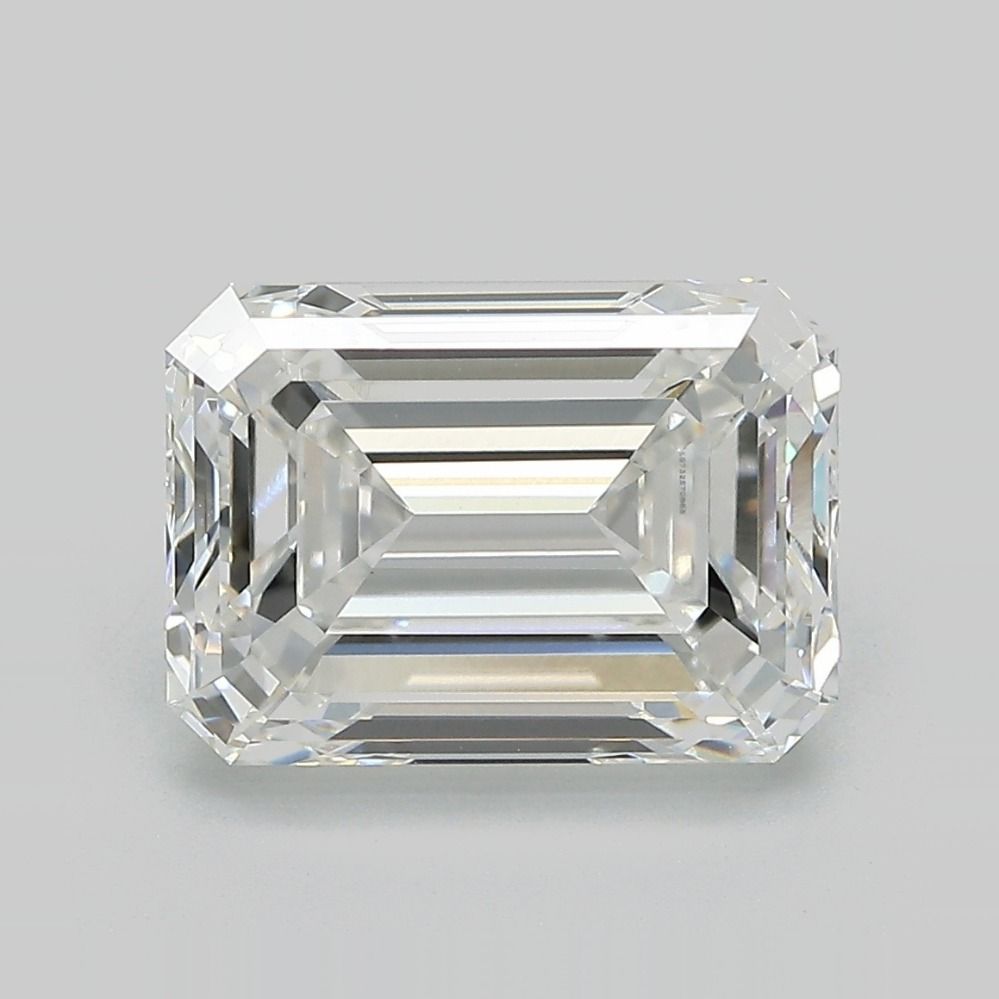 4.57 ct. emerald Lab Grown Diamond front image