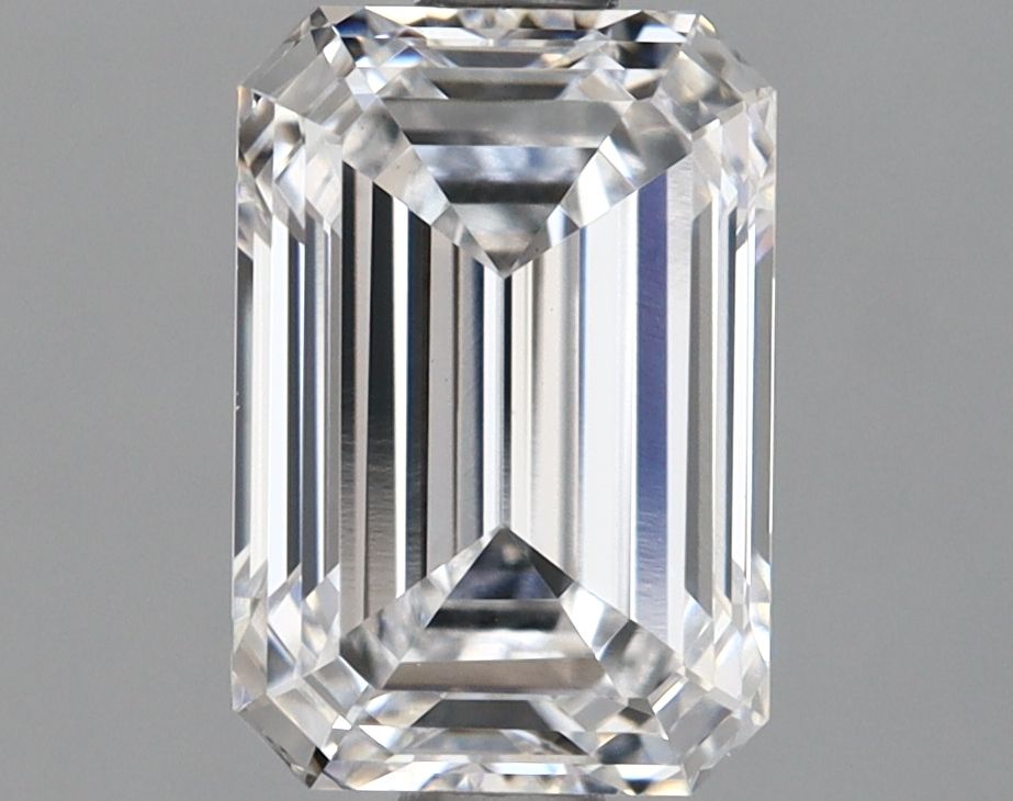 1.59 ct. emerald Lab Grown Diamond front image