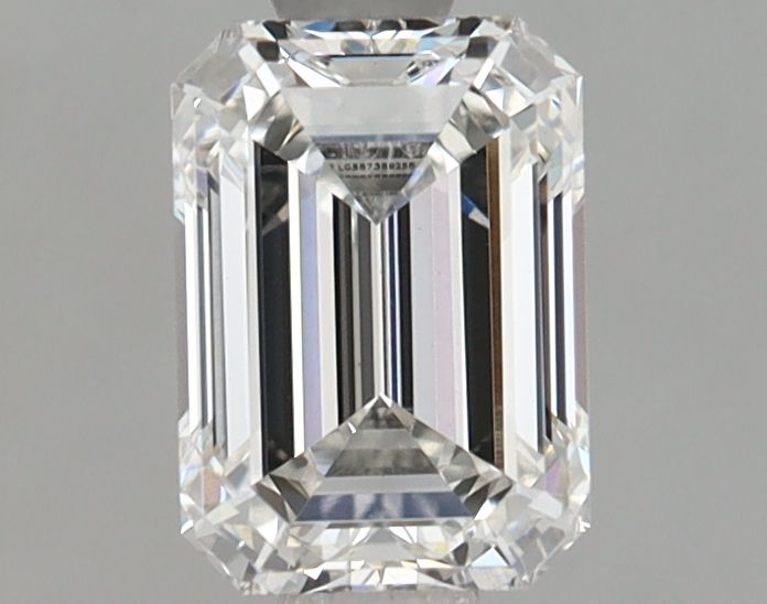 1.21 ct. emerald Lab Grown Diamond front image
