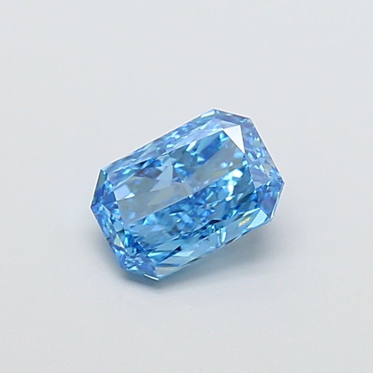 1.02 ct Radiant diamond
