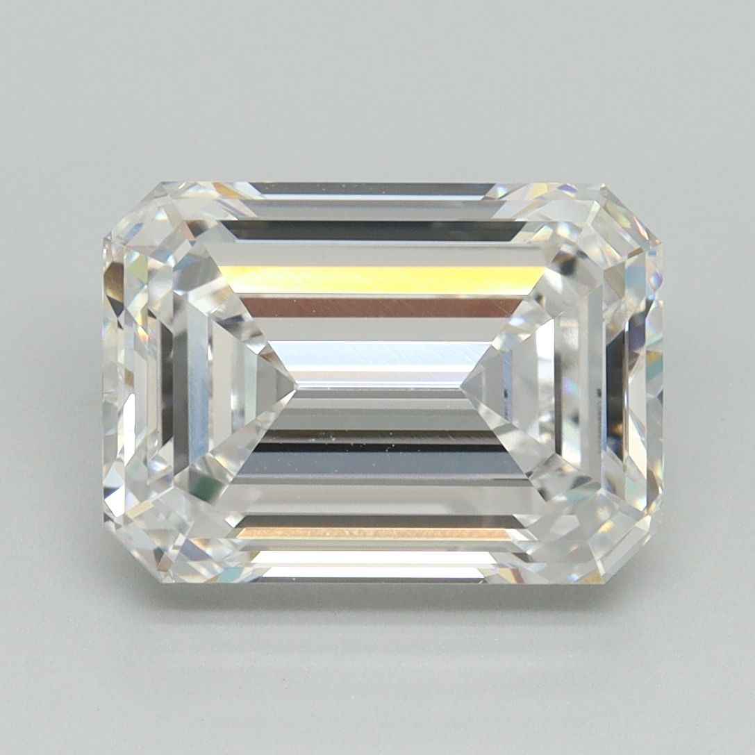 4.14 ct. emerald Lab Grown Diamond front image