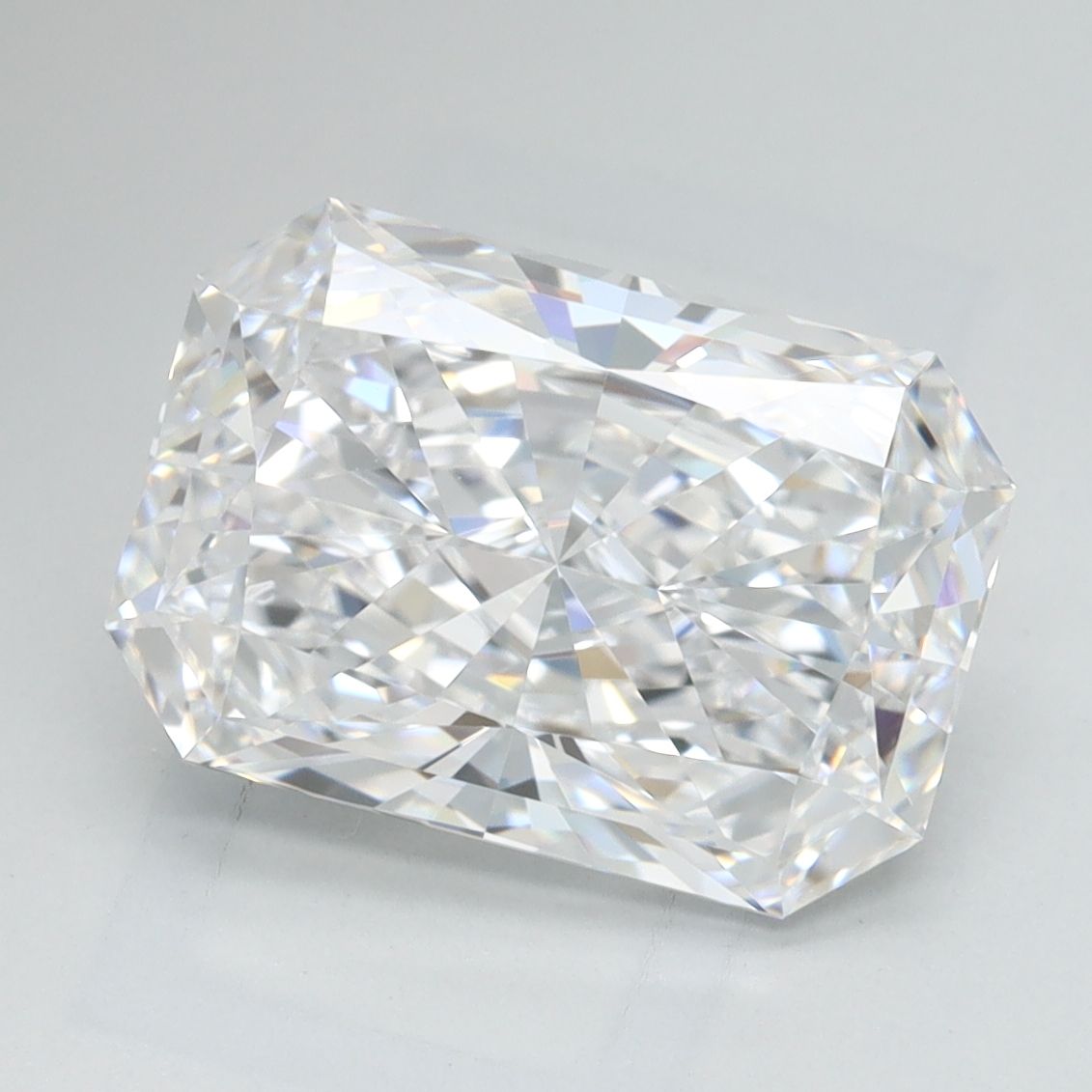 2.82 ct. radiant Lab Grown Diamond front image