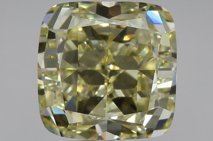 2.07 ct Cushion Brilliant diamond