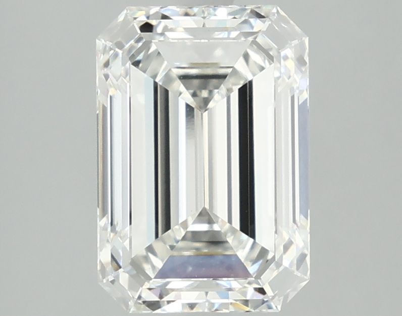 3.02 ct Emerald diamond