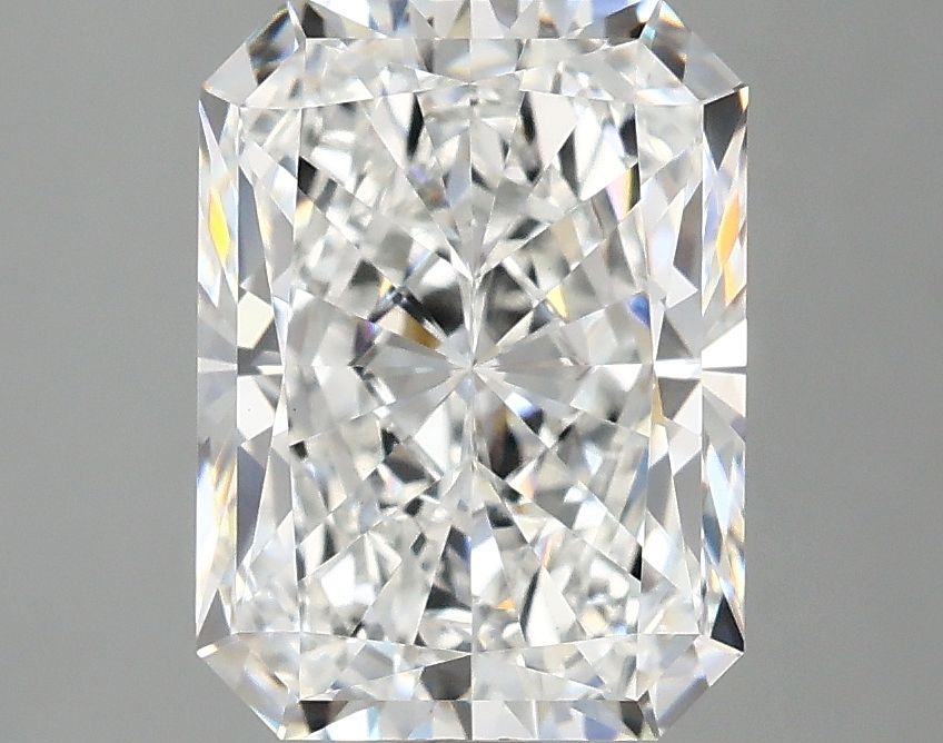 3.05 ct. radiant Lab Grown Diamond front image