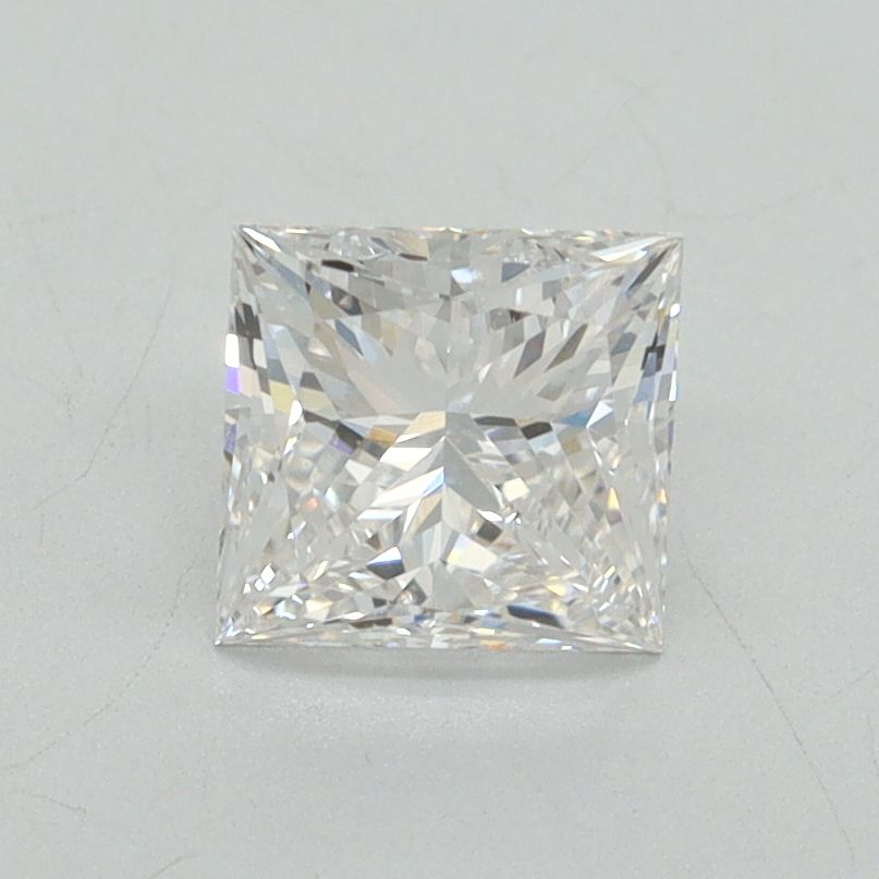 1.04 ct Princess diamond