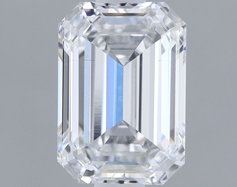 1.04 ct. emerald Lab Grown Diamond front image