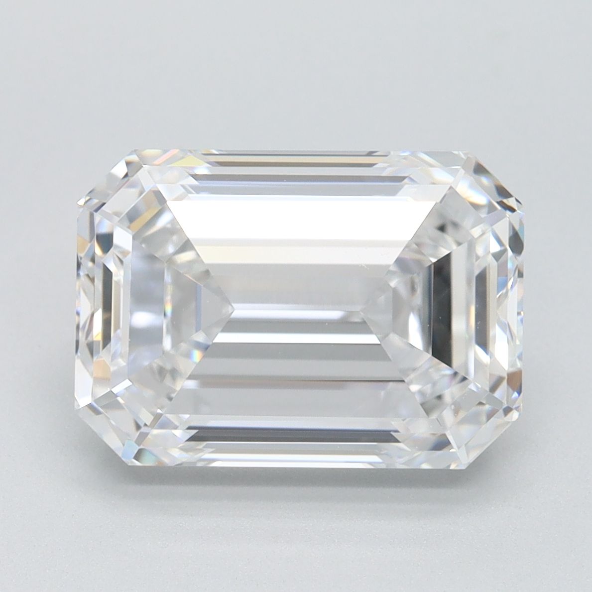 4.00 ct. emerald Lab Grown Diamond front image