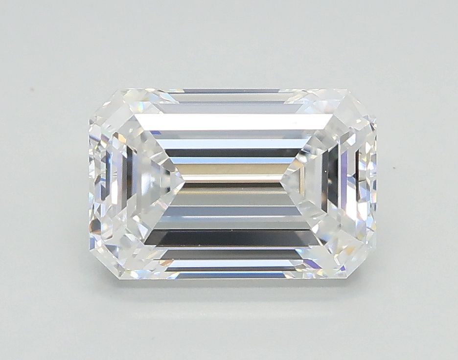 1.54 ct. emerald Lab Grown Diamond front image