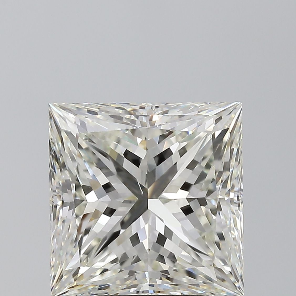 5.05ct Princess diamond