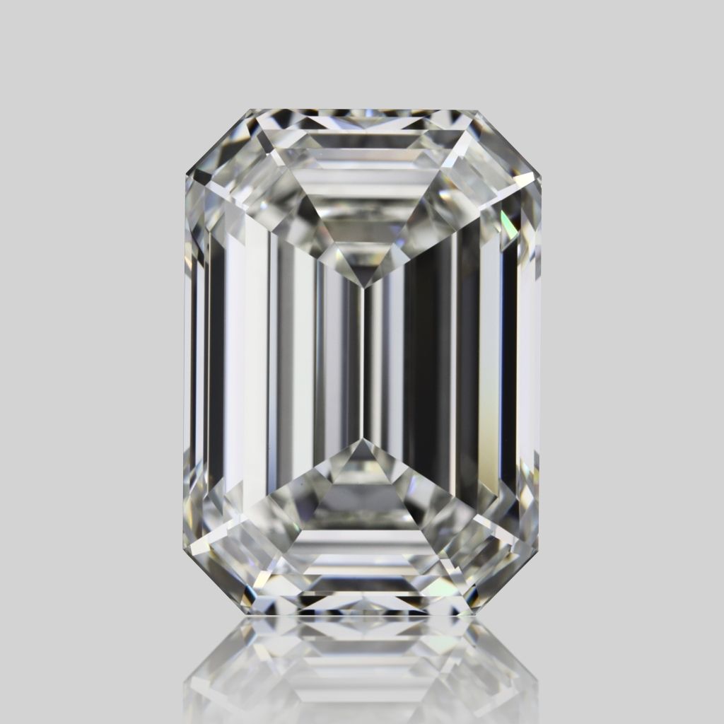 2.01 ct Emerald diamond