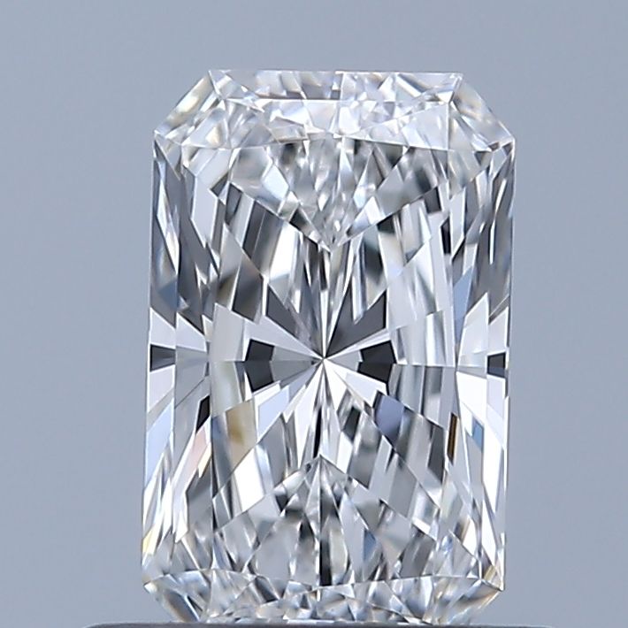 0.6 ct lab-grown Radiant Diamond