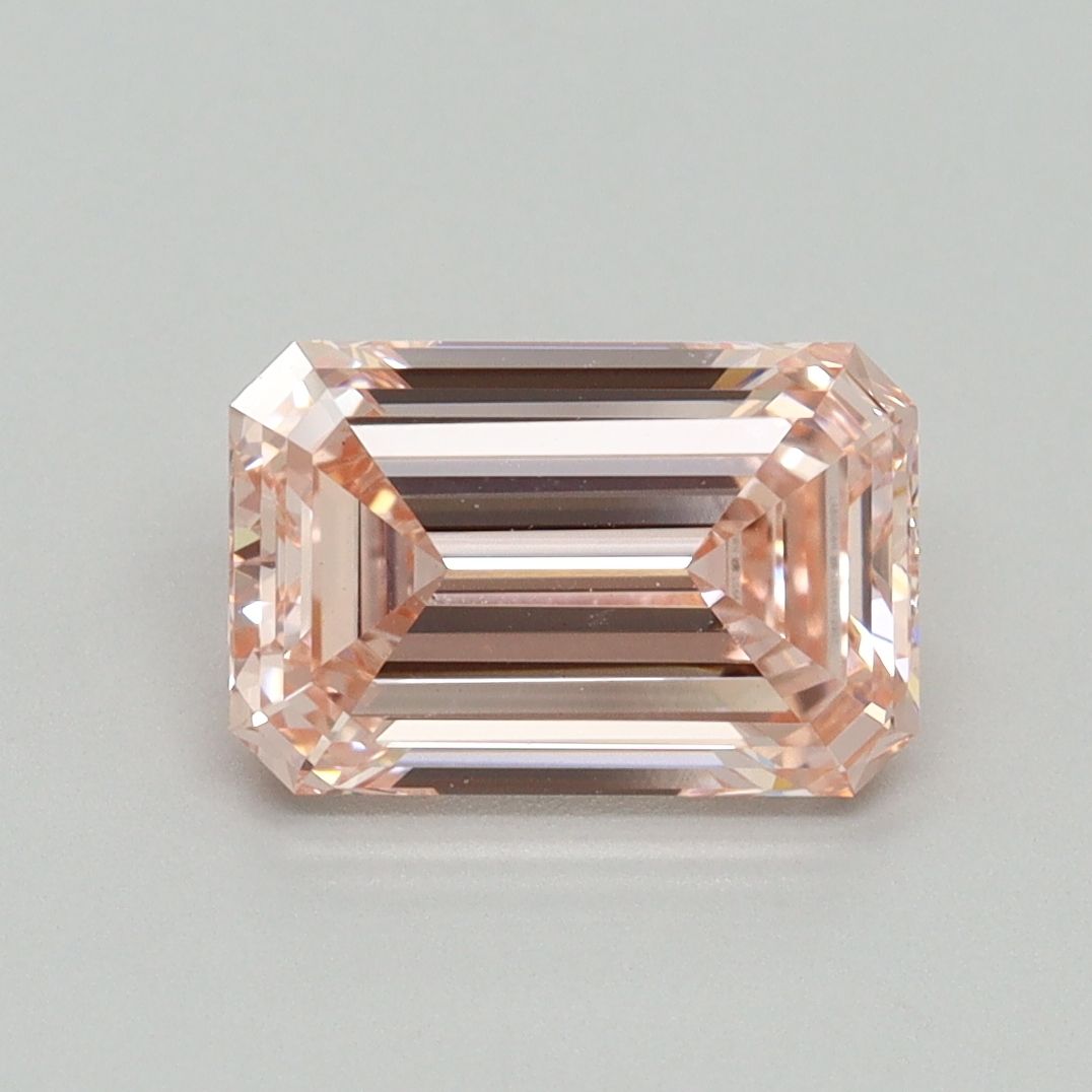 2.04 ct Emerald diamond