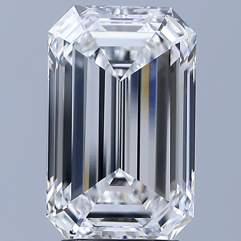 3.09 ct. emerald Lab Grown Diamond front image