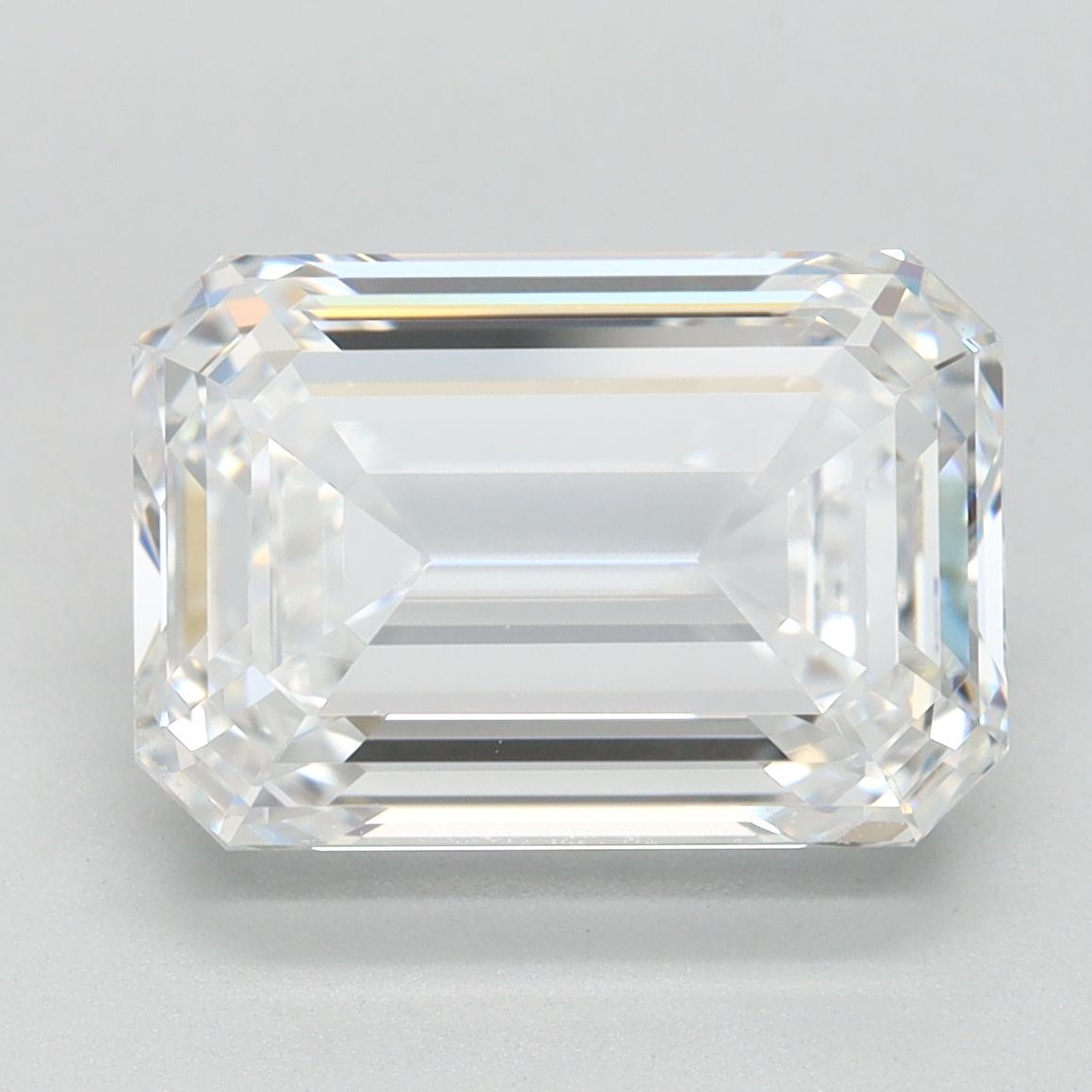 4.20 ct. emerald Lab Grown Diamond front image