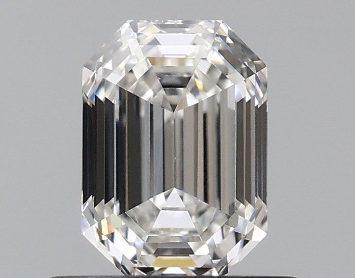 0.70 ct Emerald diamond