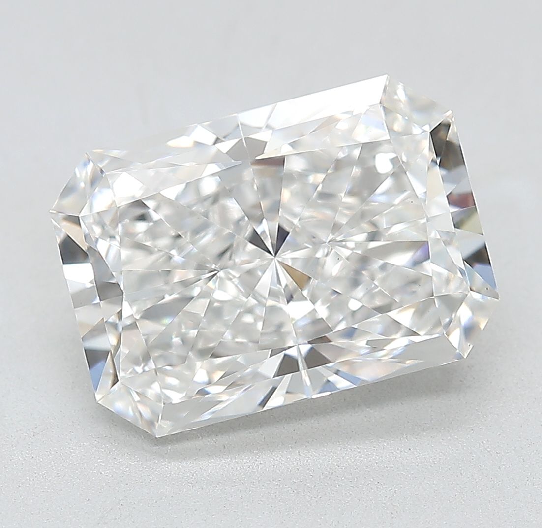 4.34 ct. radiant Lab Grown Diamond front image