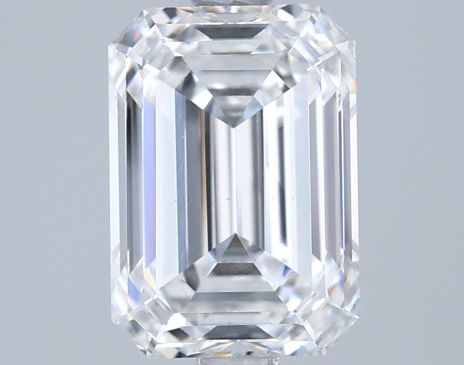 2.57 ct. emerald Lab Grown Diamond front image