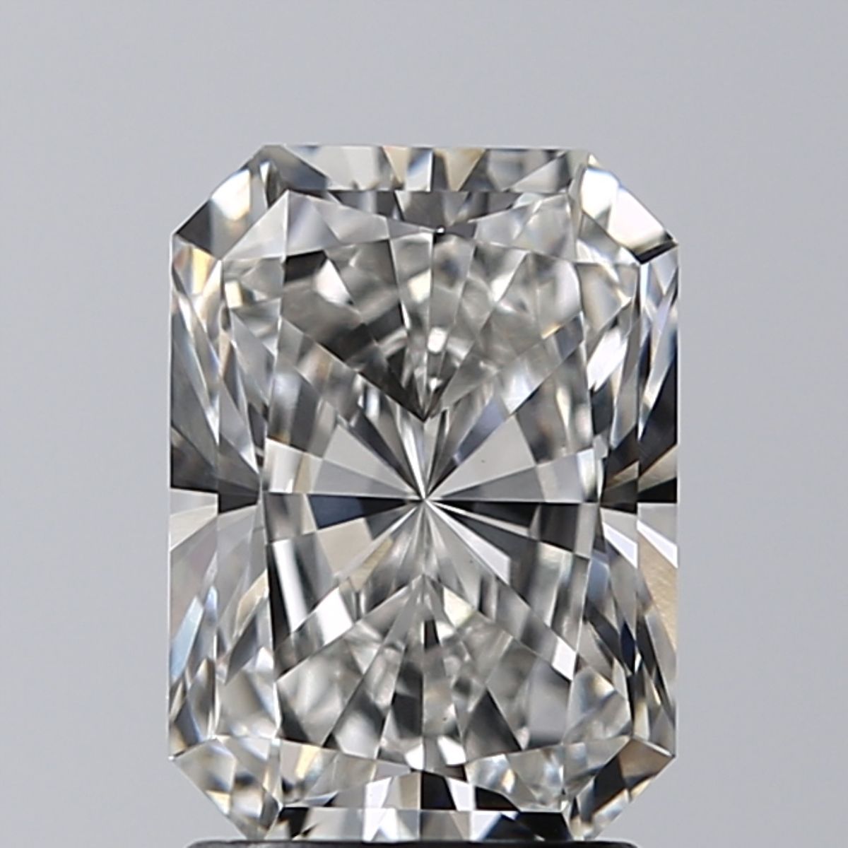 1.90 ct. radiant Lab Grown Diamond front image