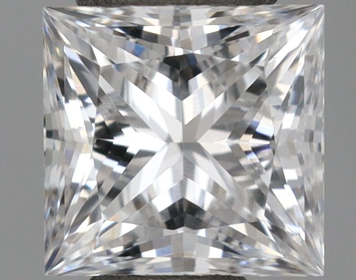 0.47 ct lab-grown Princess Diamond