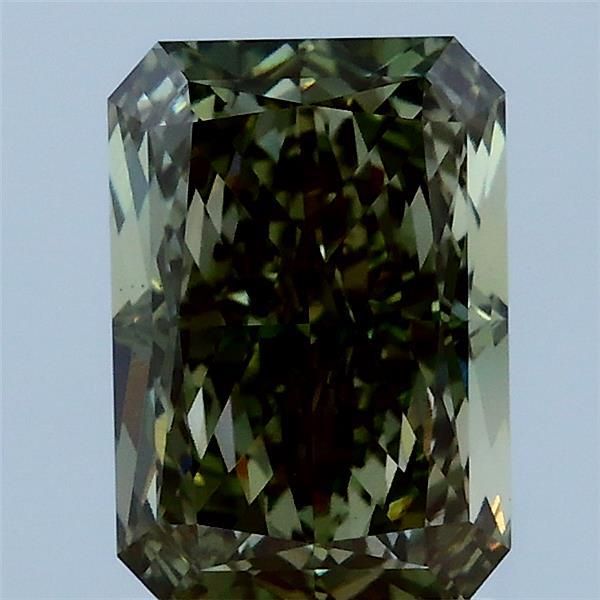 2.08 ct Radiant diamond