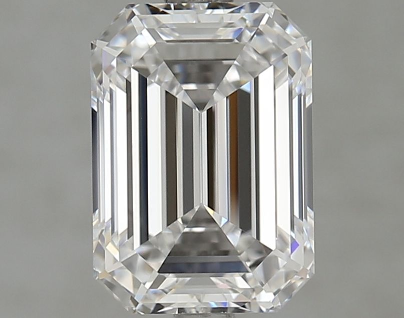 2.50 ct. emerald Lab Grown Diamond front image