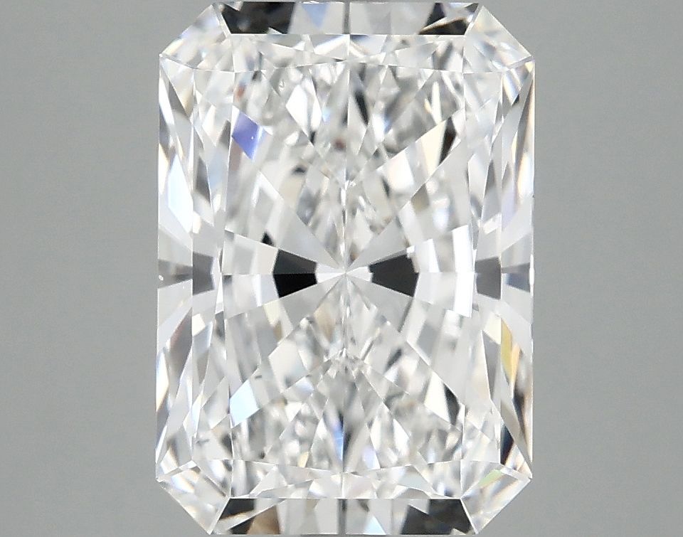 3.86 ct. radiant Lab Grown Diamond front image
