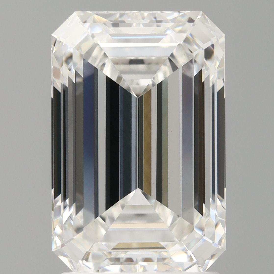 2.57 ct. emerald Lab Grown Diamond front image