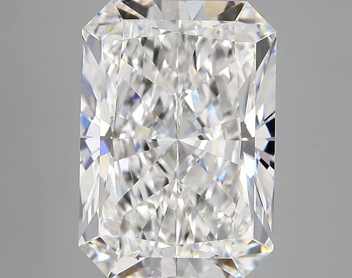 7.04 ct. radiant Lab Grown Diamond front image