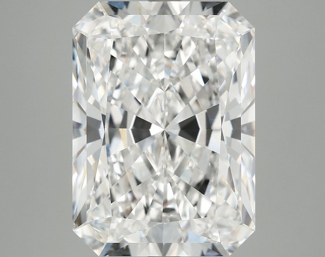 7.26 ct. radiant Lab Grown Diamond front image