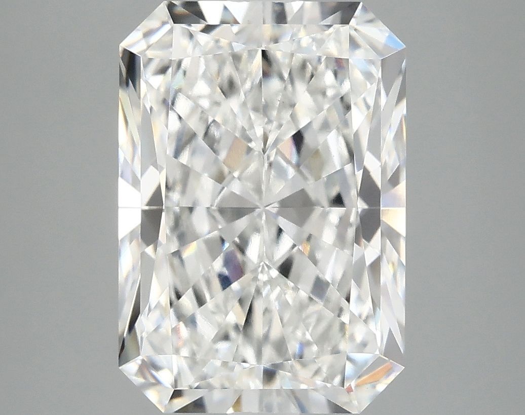 4.86 ct. radiant Lab Grown Diamond front image