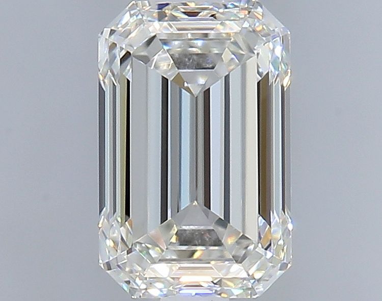 0.70 ct Emerald diamond