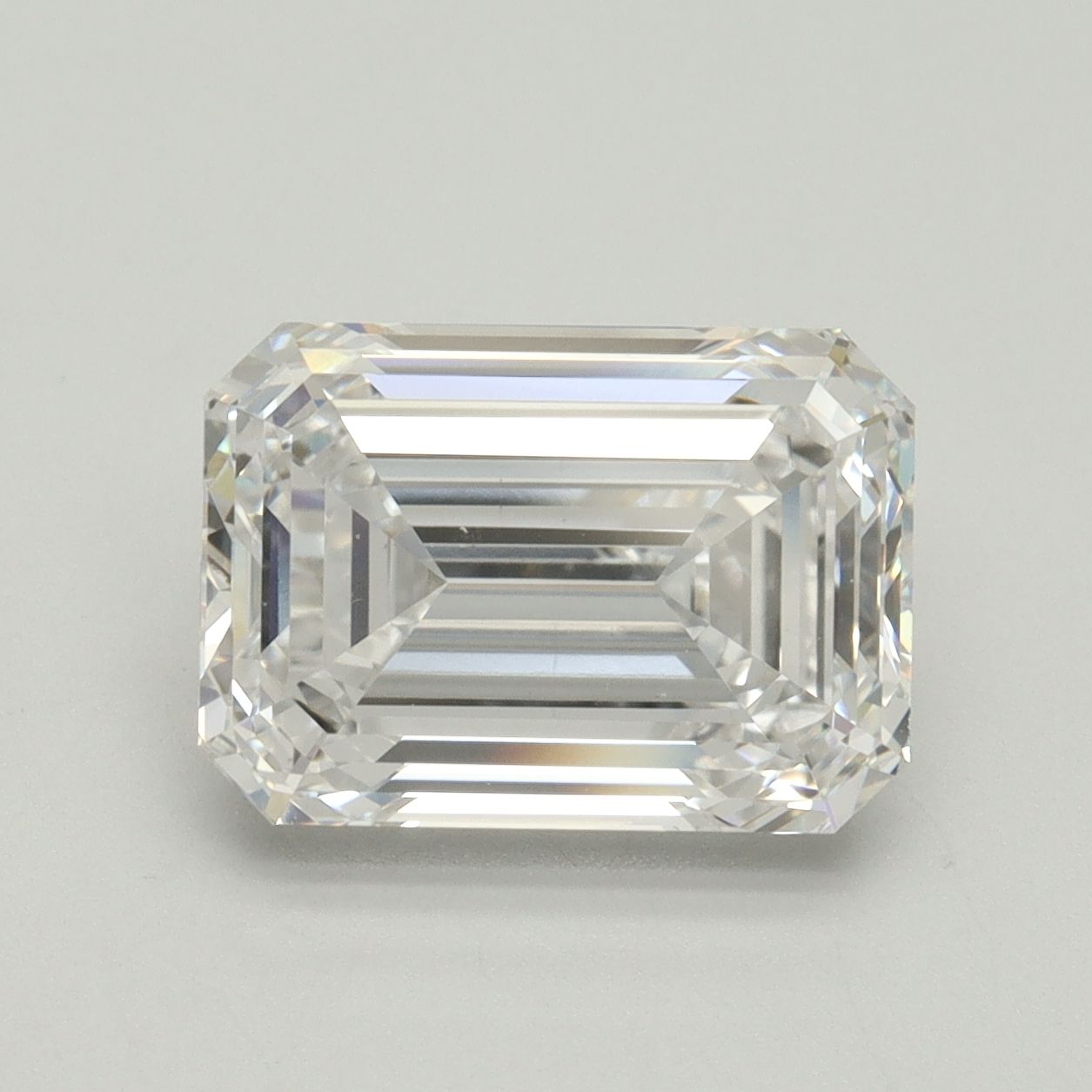4.56 ct. emerald Lab Grown Diamond front image