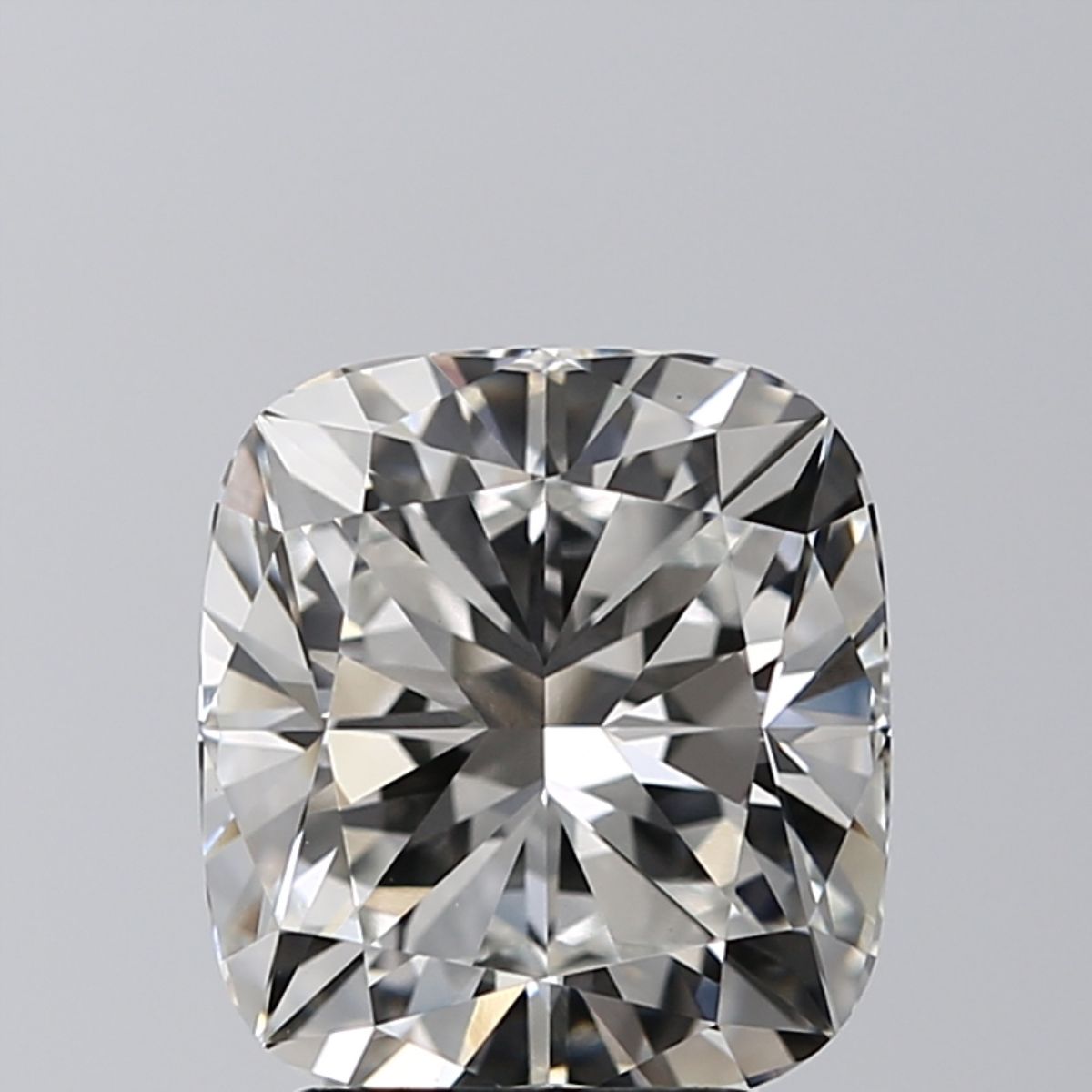 3.02 ct Cushion Brilliant diamond