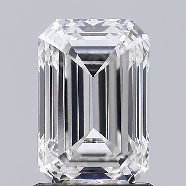 1.70 ct. emerald Lab Grown Diamond front image