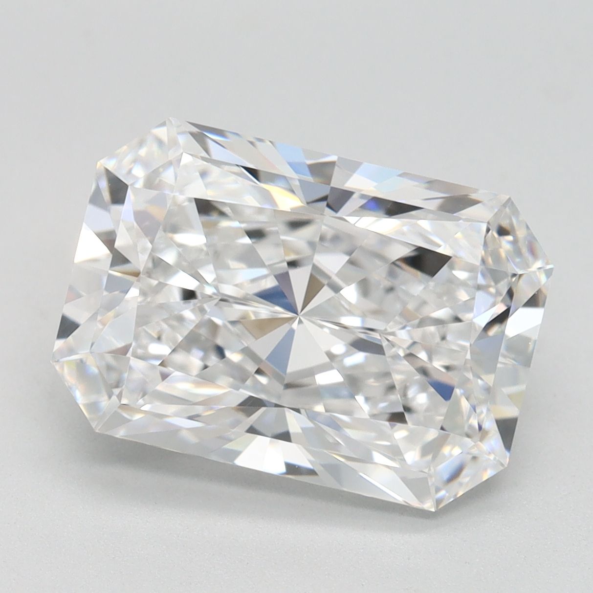 4.03 ct. radiant Lab Grown Diamond front image
