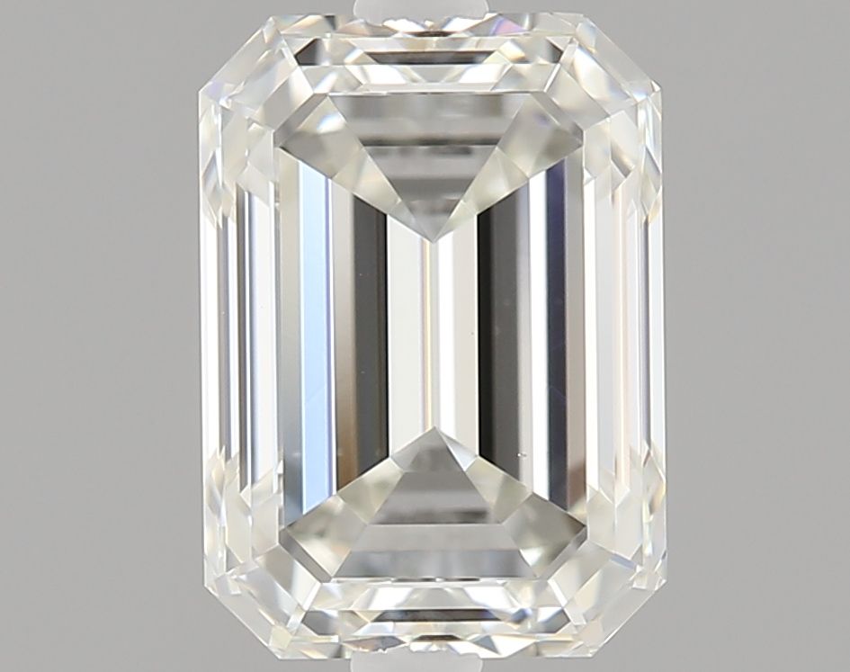 1.30 ct Emerald diamond