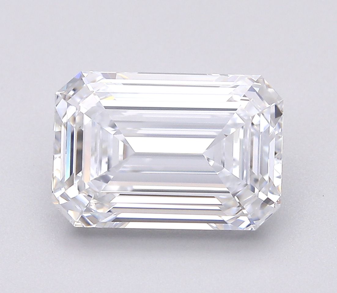 1.53 ct. emerald Lab Grown Diamond front image