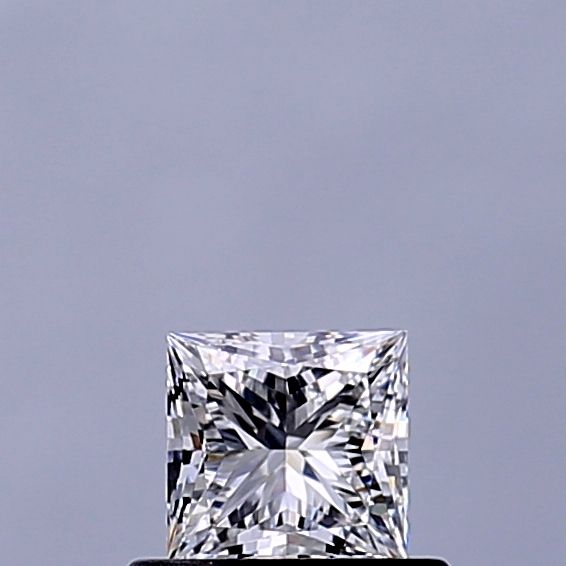 0.47 ct lab-grown Princess Diamond