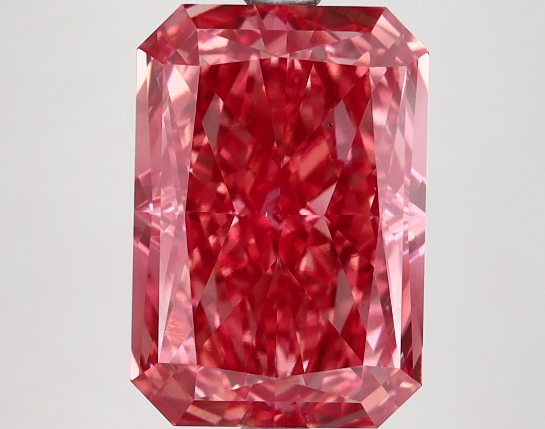 4.87 ct. radiant Lab Grown Diamond front image