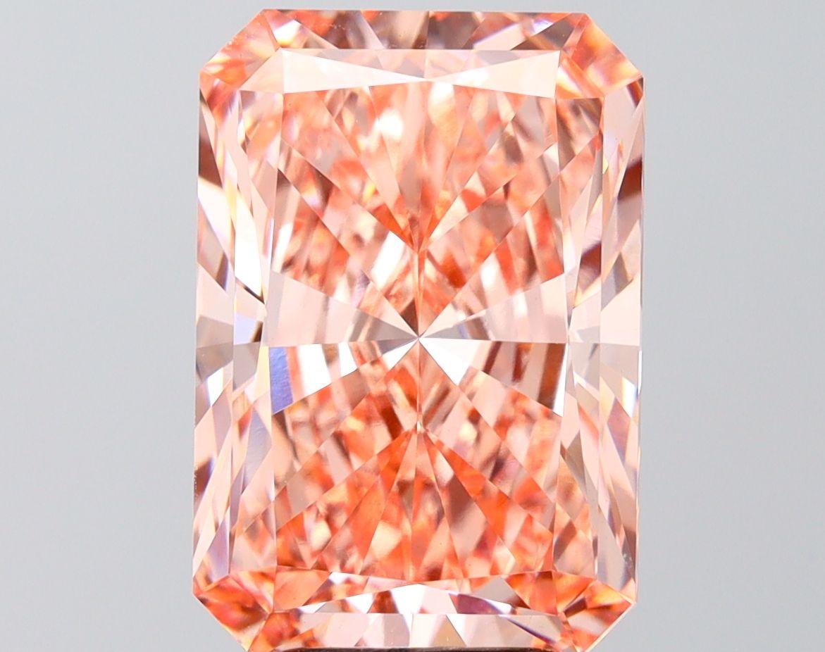 7.01 ct. radiant Lab Grown Diamond front image