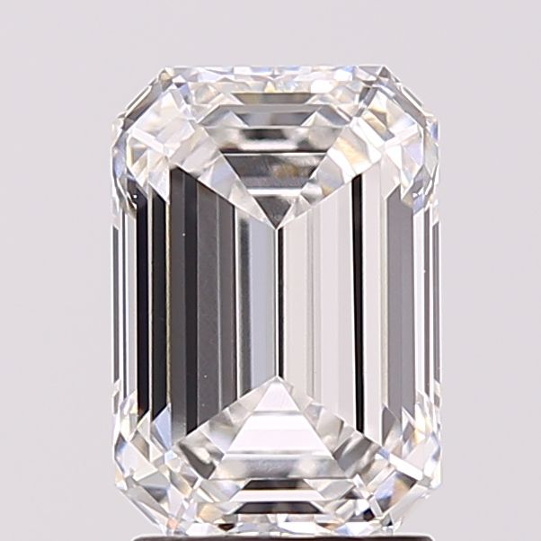 2.55 ct Emerald diamond