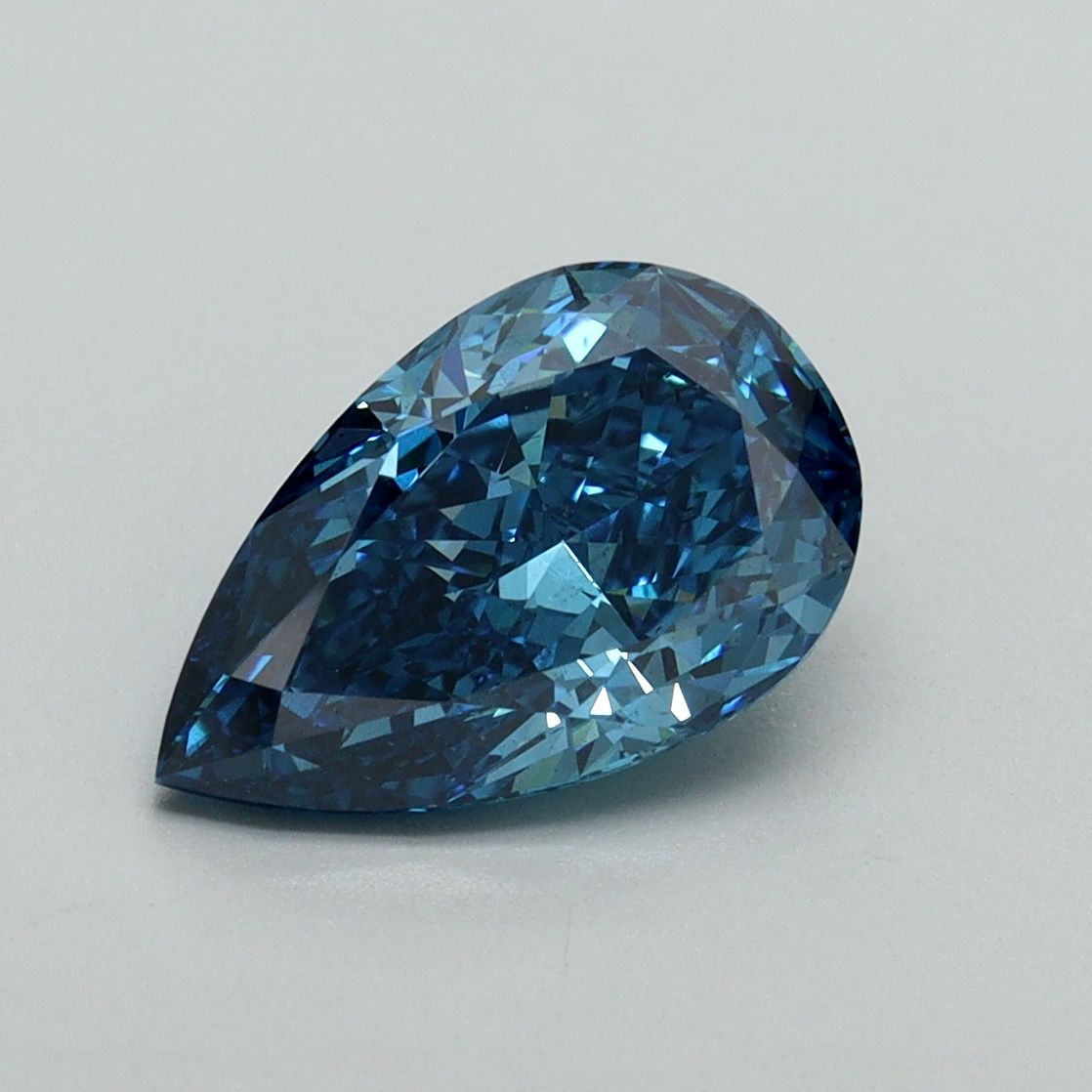 2.00 ct. pear Lab Grown Diamond front image