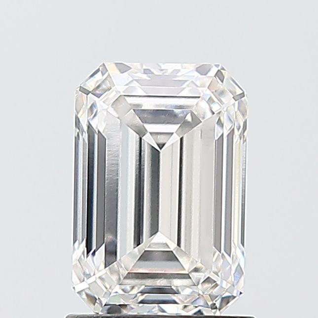 1.57 ct Emerald diamond