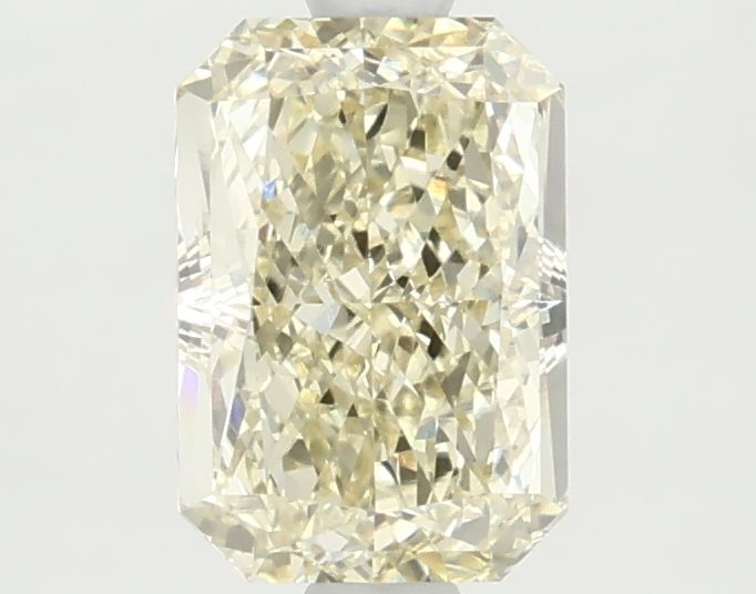 1.81 ct Radiant diamond