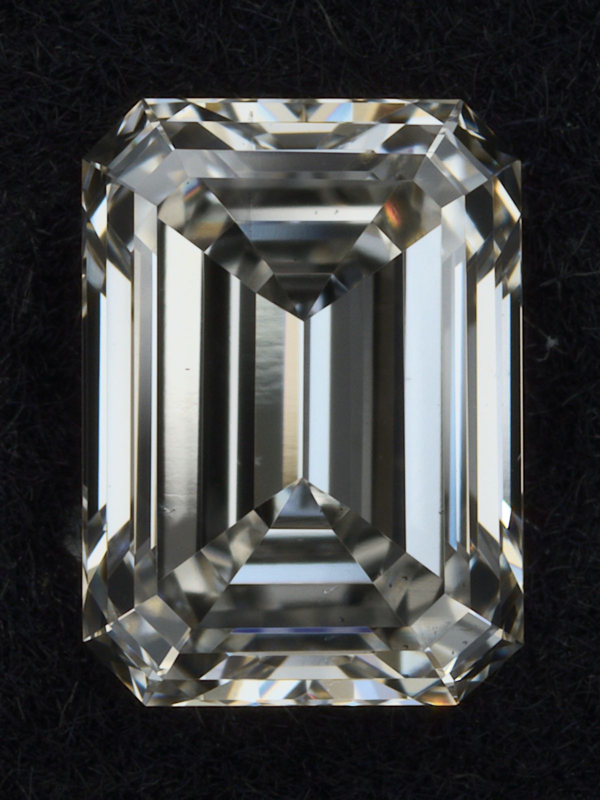 0.78 ct. emerald Lab Grown Diamond front image