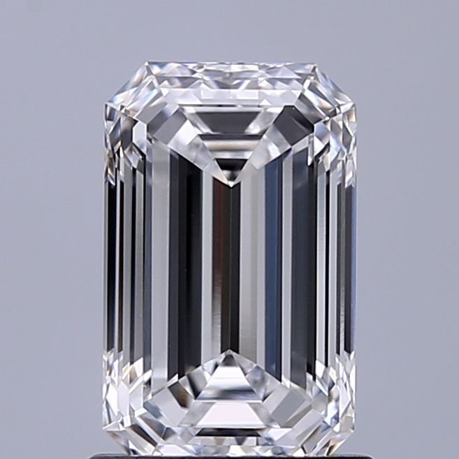 1.39 ct. emerald Lab Grown Diamond front image