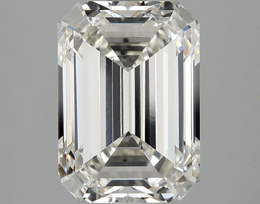 3.10 ct Emerald diamond
