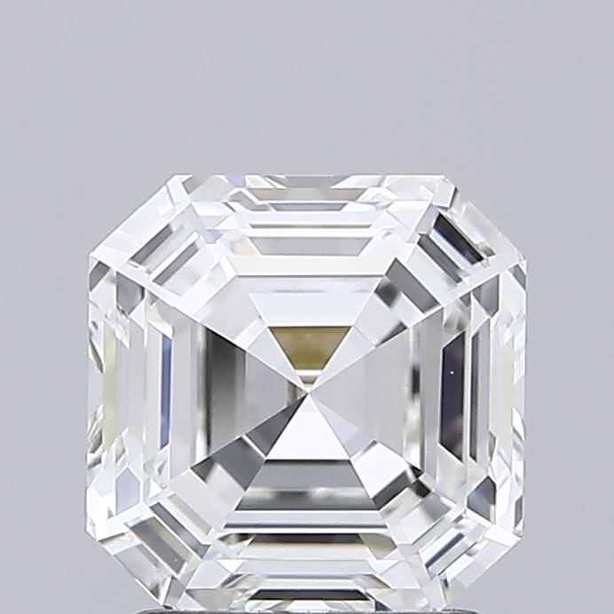 1.74 ct Square Emerald diamond
